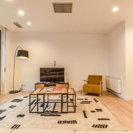 Ferienwohnung Apartamento En Plaza De Canalejas Madrid Exterior foto