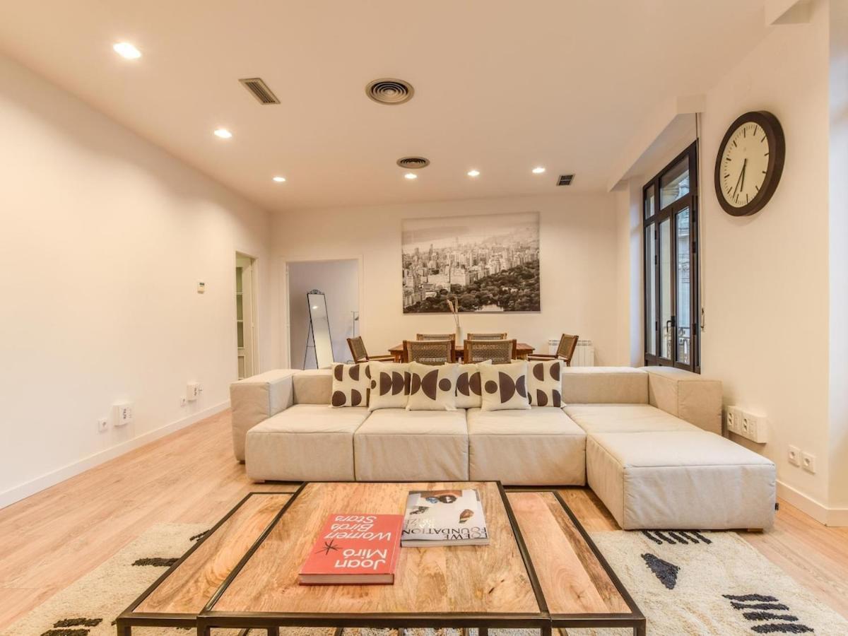 Ferienwohnung Apartamento En Plaza De Canalejas Madrid Exterior foto