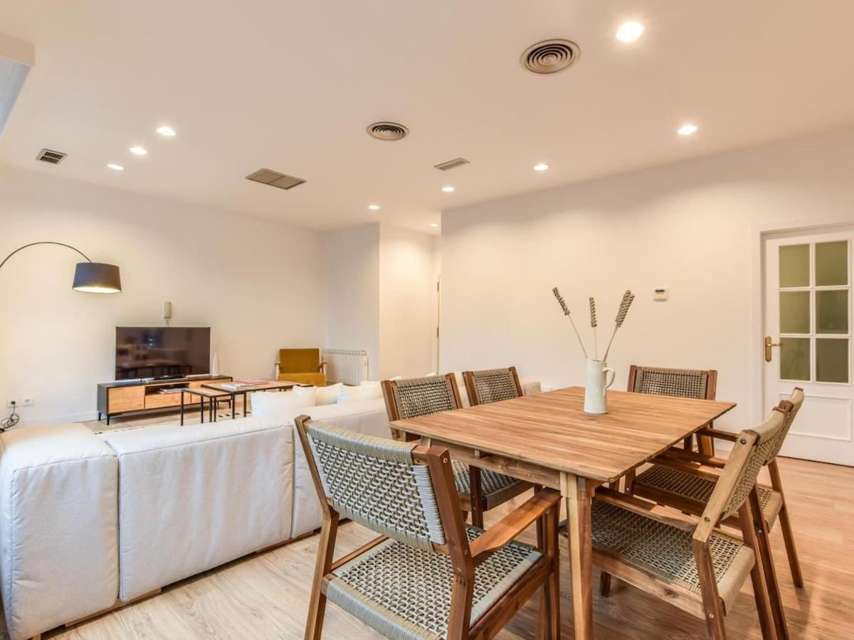 Ferienwohnung Apartamento En Plaza De Canalejas Madrid Exterior foto
