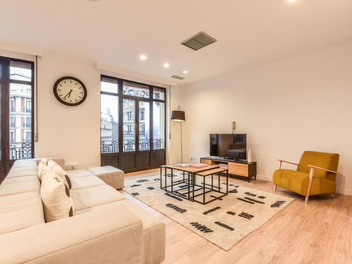 Ferienwohnung Apartamento En Plaza De Canalejas Madrid Exterior foto